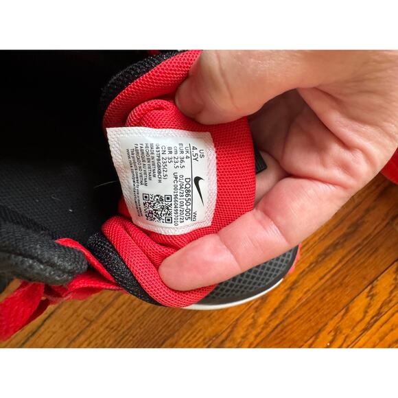 Nike LeBron Witness 7 Kids 4.5 worn twice - Picture 3 of 5